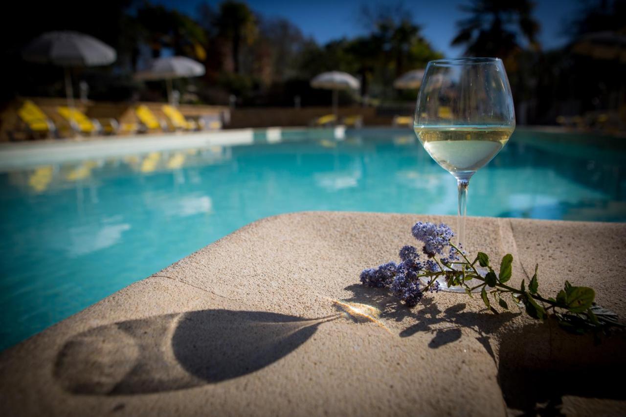 Les Magnolias Bed & Breakfast Lalinde Екстериор снимка