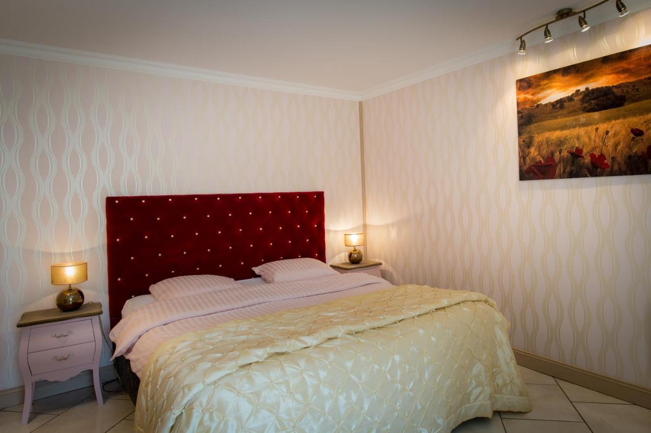 Les Magnolias Bed & Breakfast Lalinde Екстериор снимка