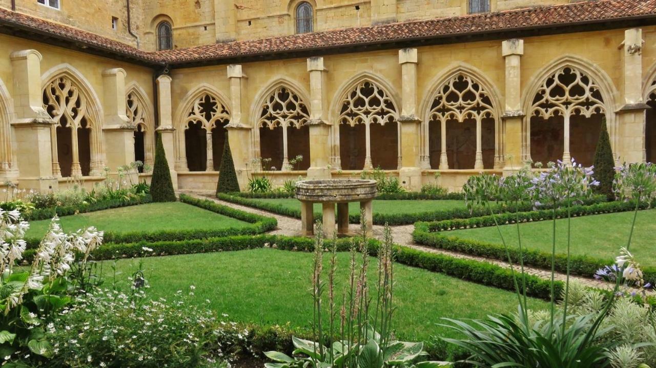 Les Magnolias Bed & Breakfast Lalinde Екстериор снимка